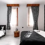 Buetuenoglu * Αττάλεια