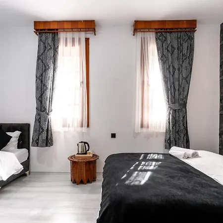 Buetuenoglu * アンタルヤ