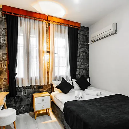 Buetuenoglu * アンタルヤ